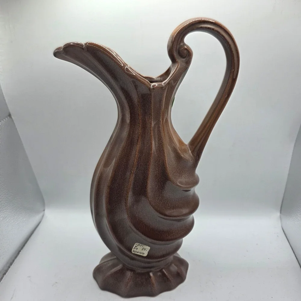 Red Wing Pottery 819 Brown Flecked Swirl Pitcher Vase Mid Century Modern Ceramic